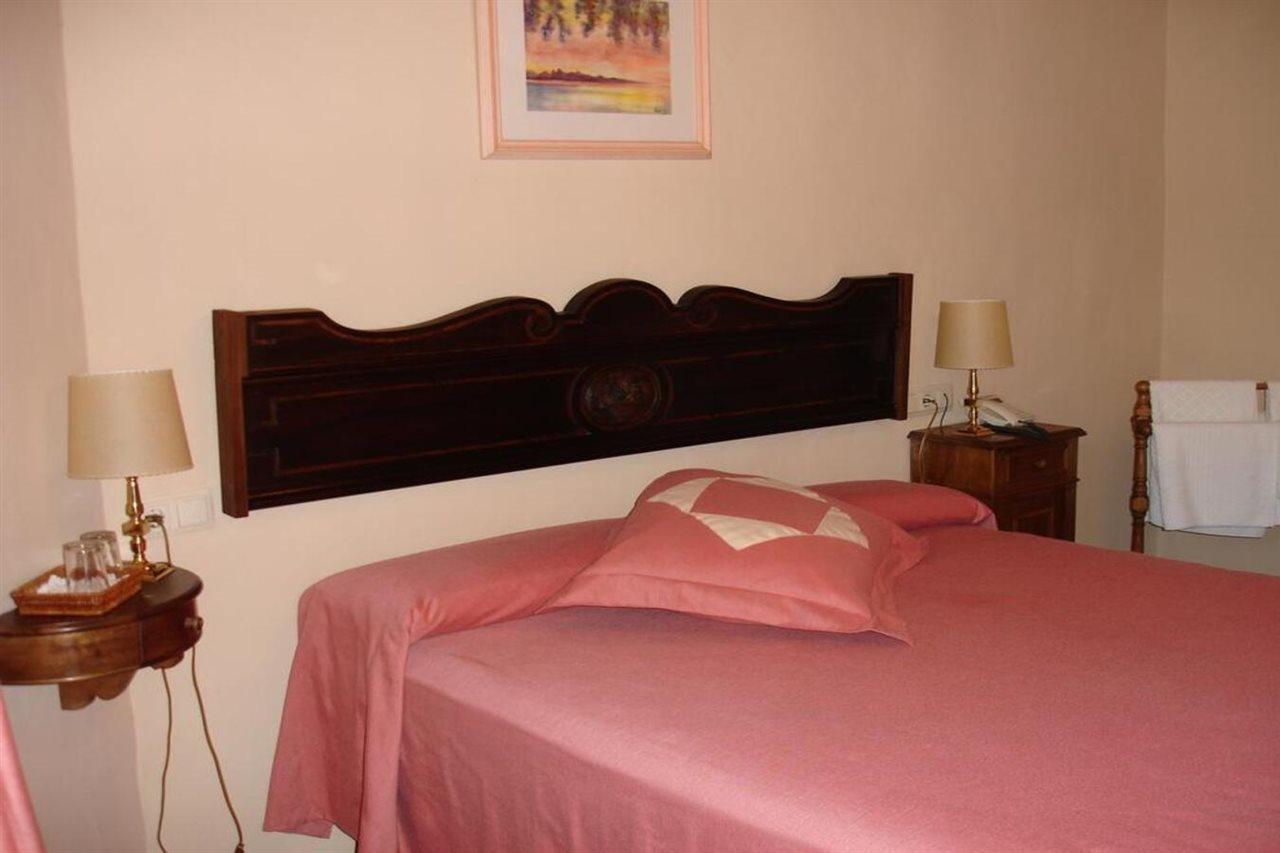 Hotel Sant Feliu Sant Feliu de Boada Εξωτερικό φωτογραφία