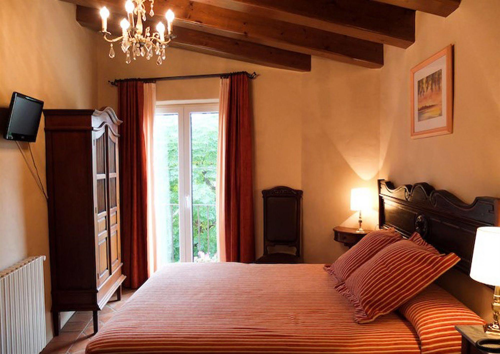Hotel Sant Feliu Sant Feliu de Boada Εξωτερικό φωτογραφία