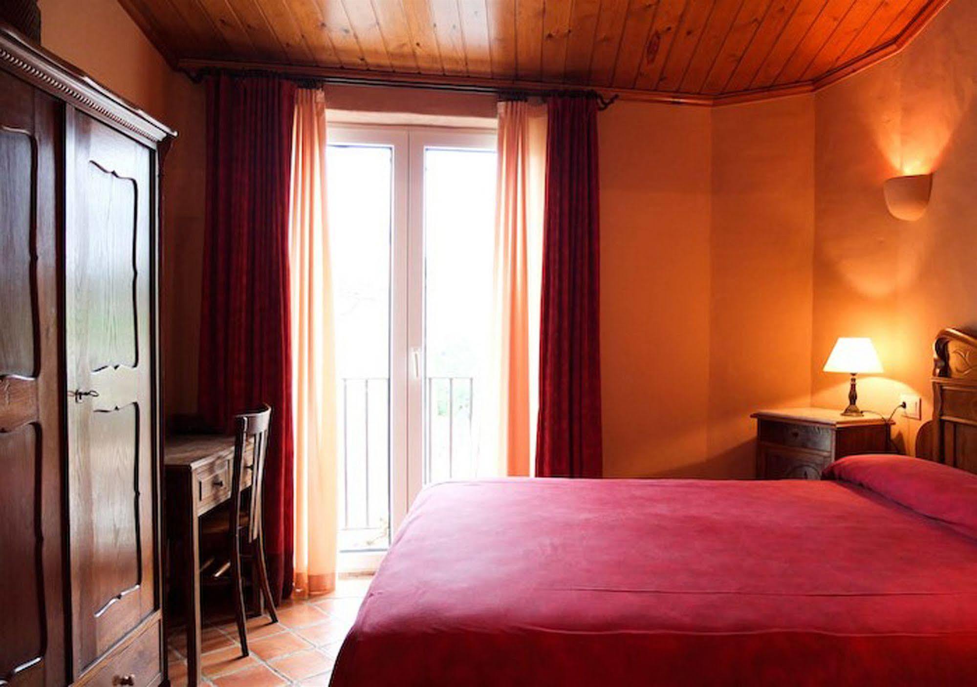 Hotel Sant Feliu Sant Feliu de Boada Εξωτερικό φωτογραφία