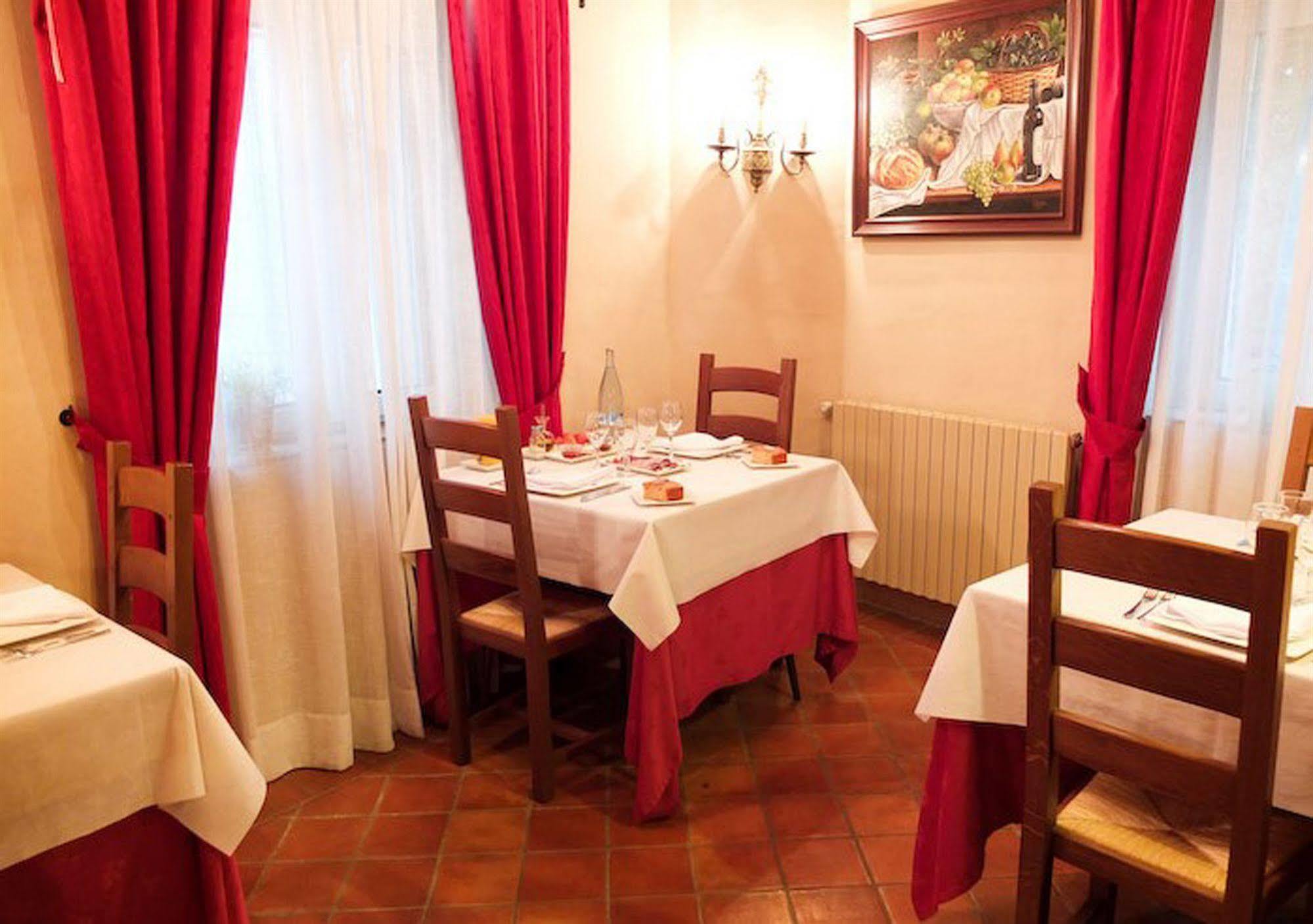 Hotel Sant Feliu Sant Feliu de Boada Εξωτερικό φωτογραφία